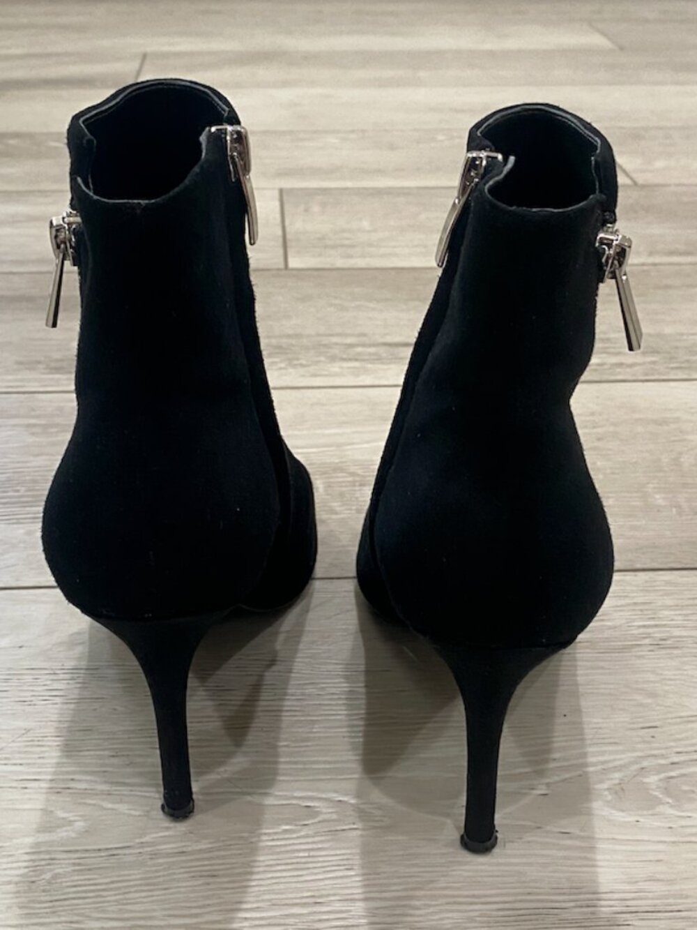 Nine West WNFAST Ankle Boots Pointed Toe Side Zip Black Suede Size 6M - Picture 4 of 8